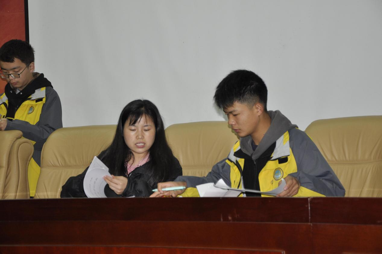 学生会第十四周例会