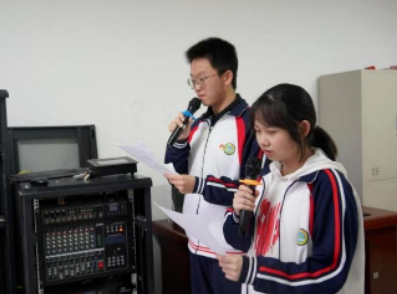 “中原之声”校园广播社活动简介